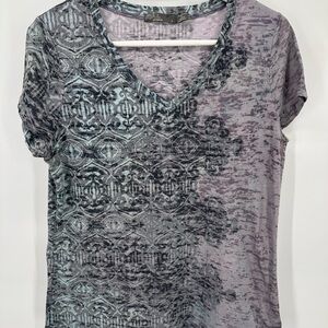 Prana Women's V-Neck Short Sleeve Top in Lavender Gray Size Large